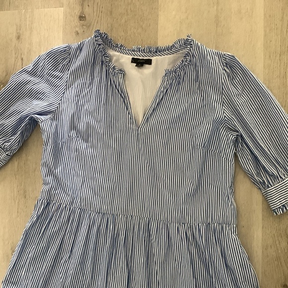J. Crew Blue and White Striped Popover Tiered Ruffle Dress size small pockets - Picture 14 of 14